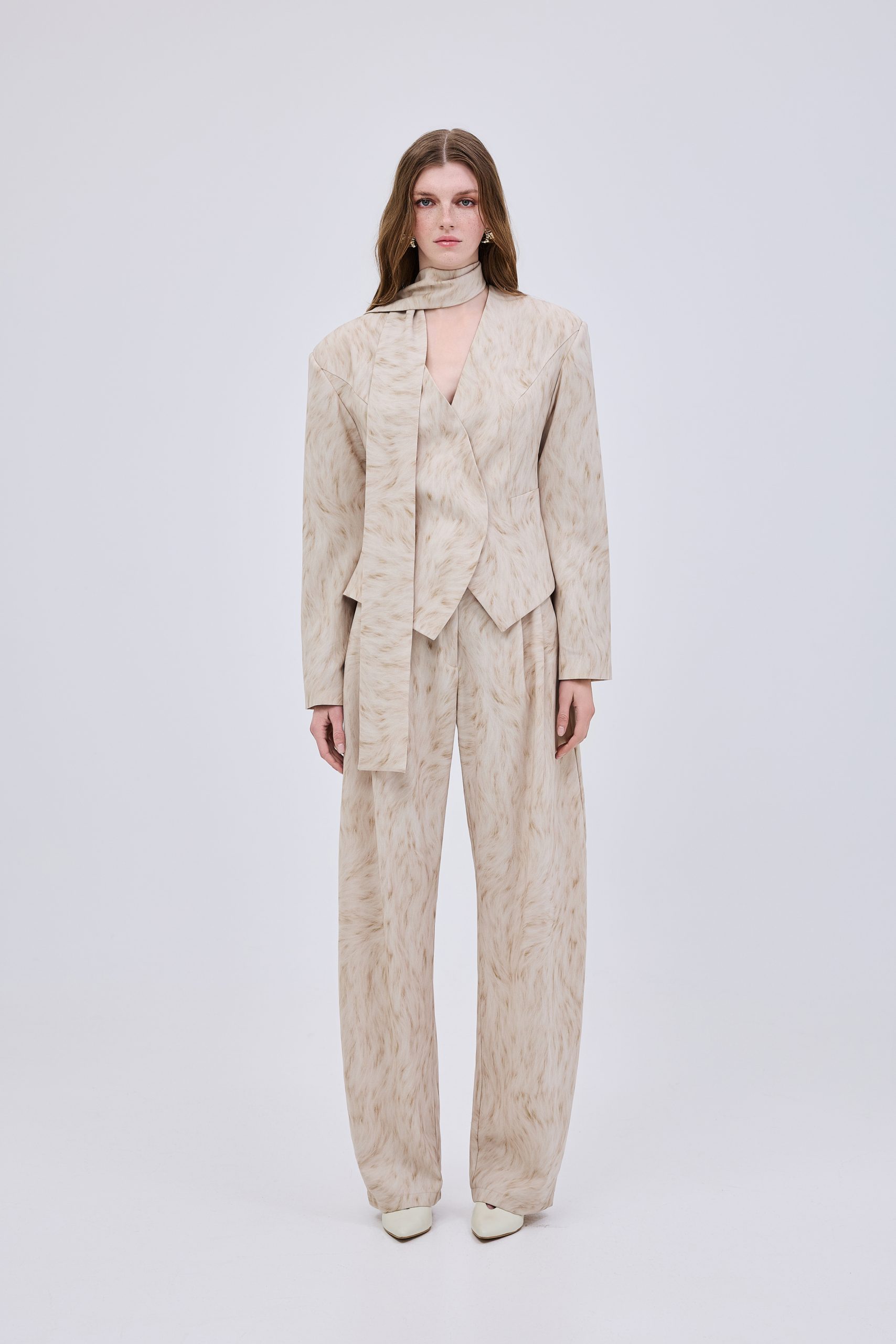 Y8A0254-1-scaled Printed Feather Pants - Image 1