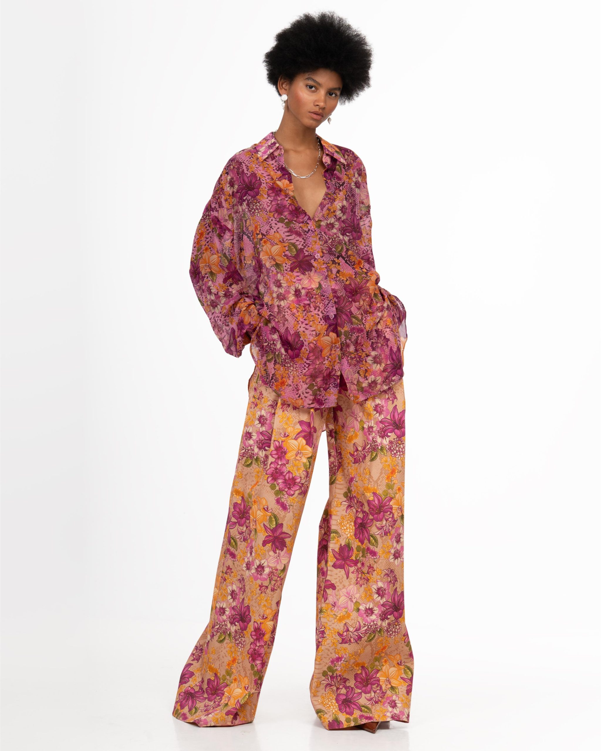 eshop-fw26_27114-scaled Aveline oversized shirt - Image 1